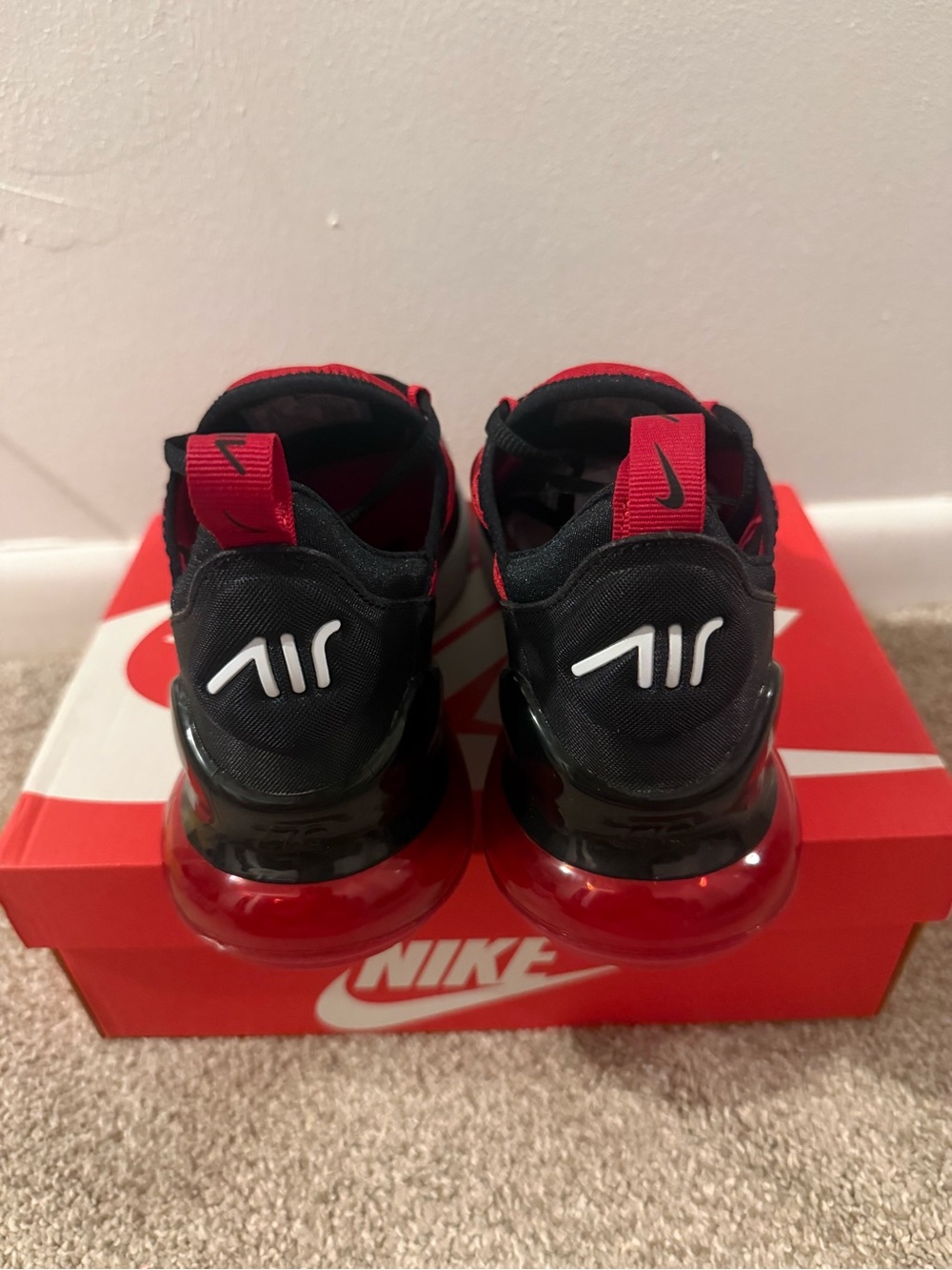 Nike Air Max 270 Women’s Shoes - Red/Black - Picture 3 of 7